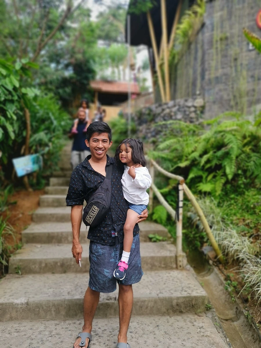 Traveler Photo 1