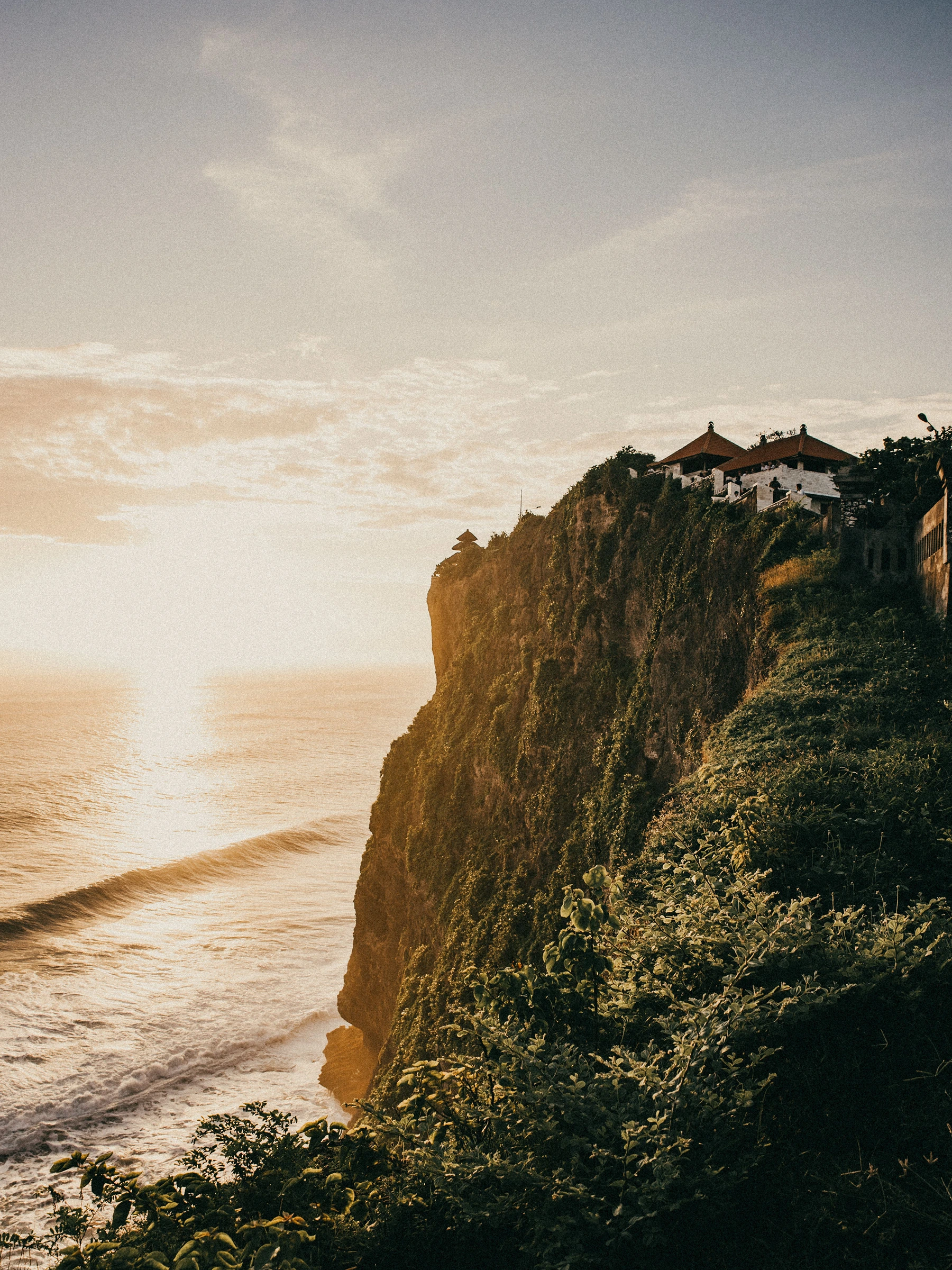 Uluwatu Temple overlooking the Indian Ocean